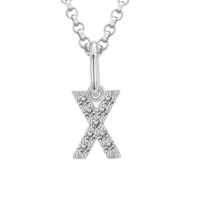 Collar con colgante de inicial en pavé de moissanita diminuto en plata de ley