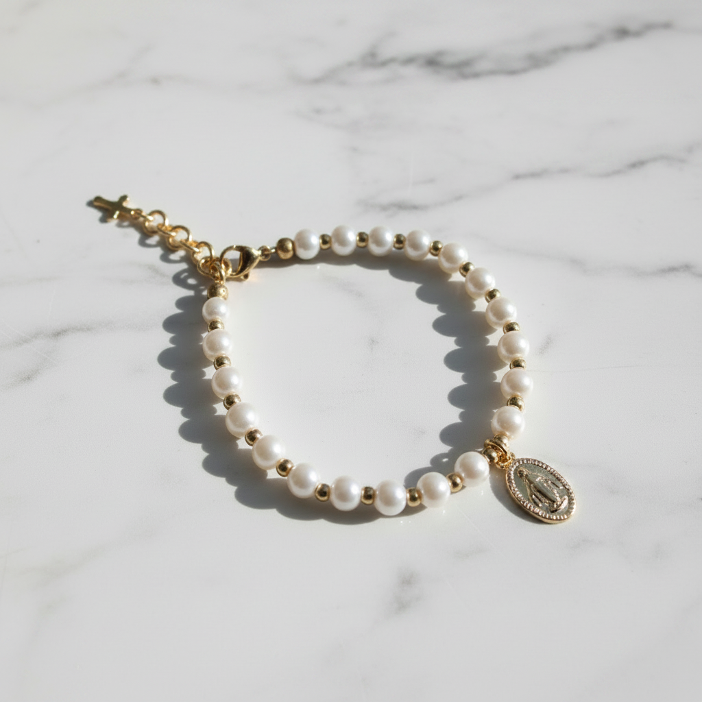 Women’s 5mm Pearl Bracelet with Gold Miraculous Medal