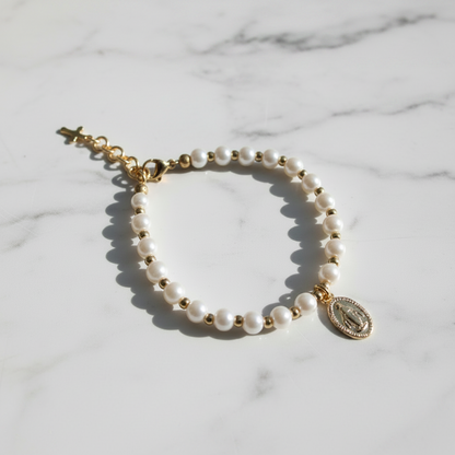 Women’s 5mm Pearl Bracelet with Gold Miraculous Medal