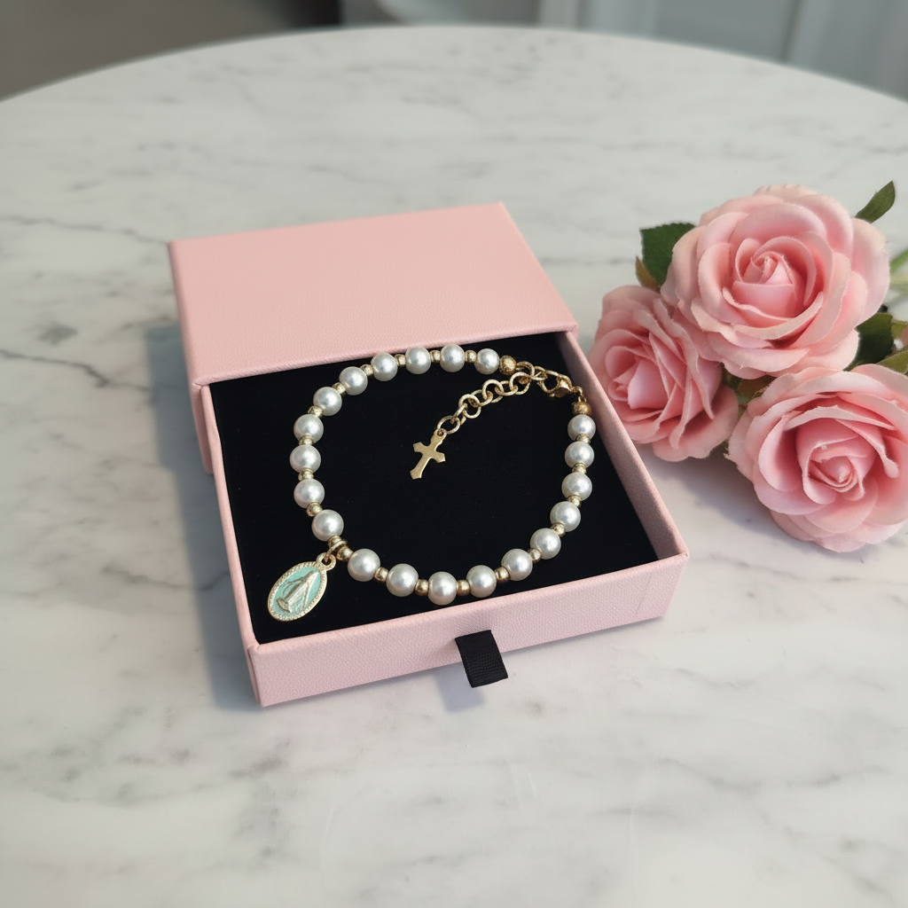 Women’s 5mm Pearl Bracelet with Gold Miraculous Medal