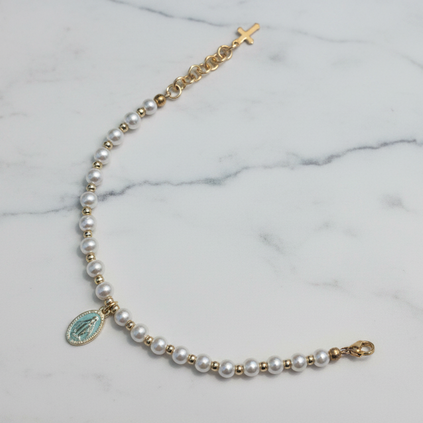 Women’s 5mm Pearl Bracelet with Gold Miraculous Medal